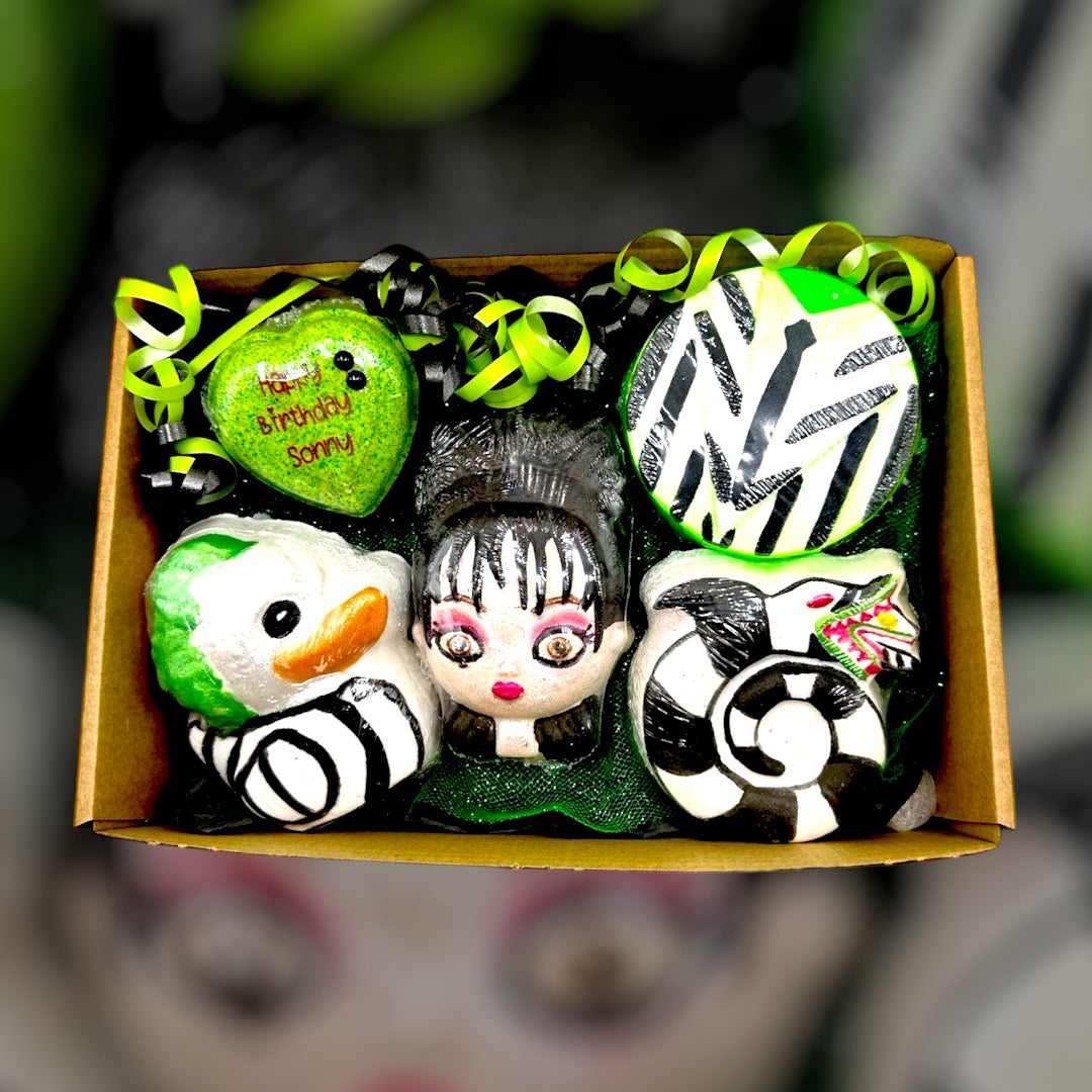 It’s Showtime Christmas Bath Bomb Gift Set