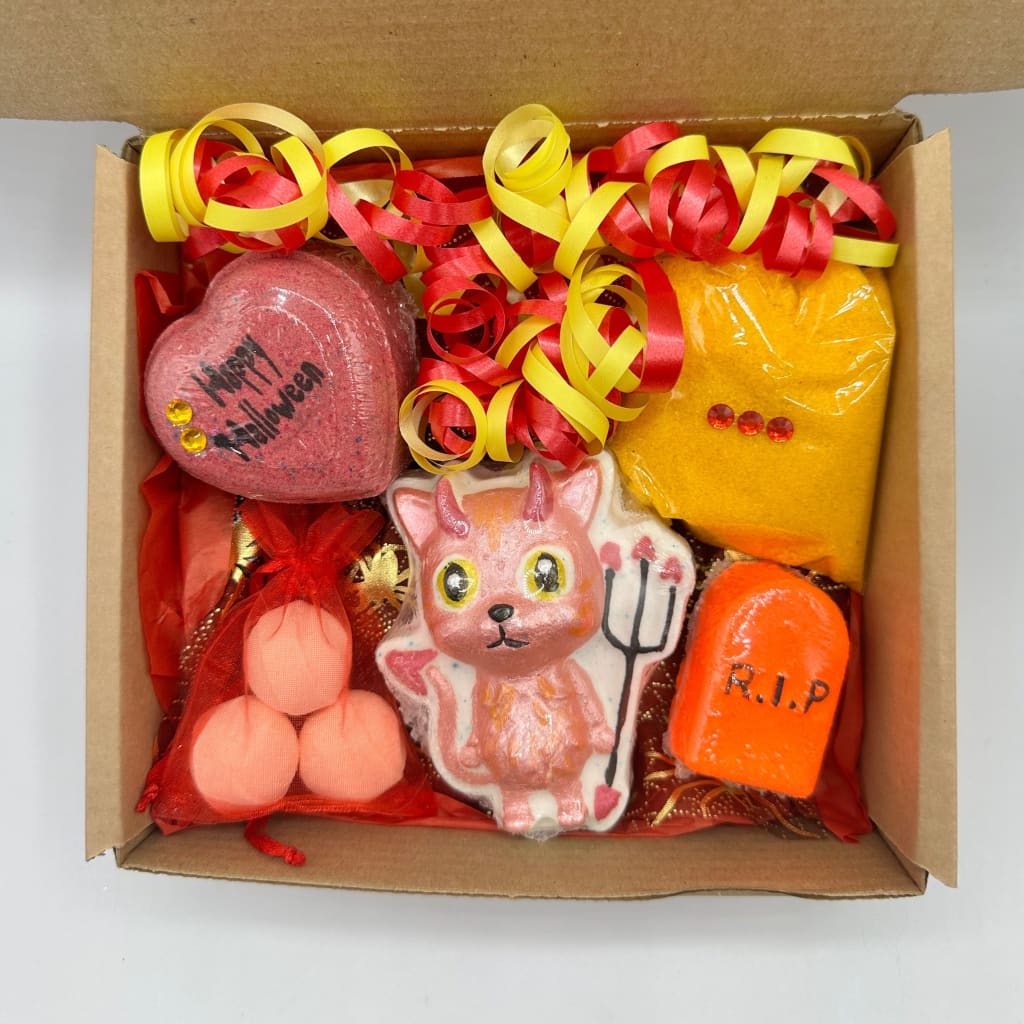 Meowloween Bath Bomb Gift Set - Halloween