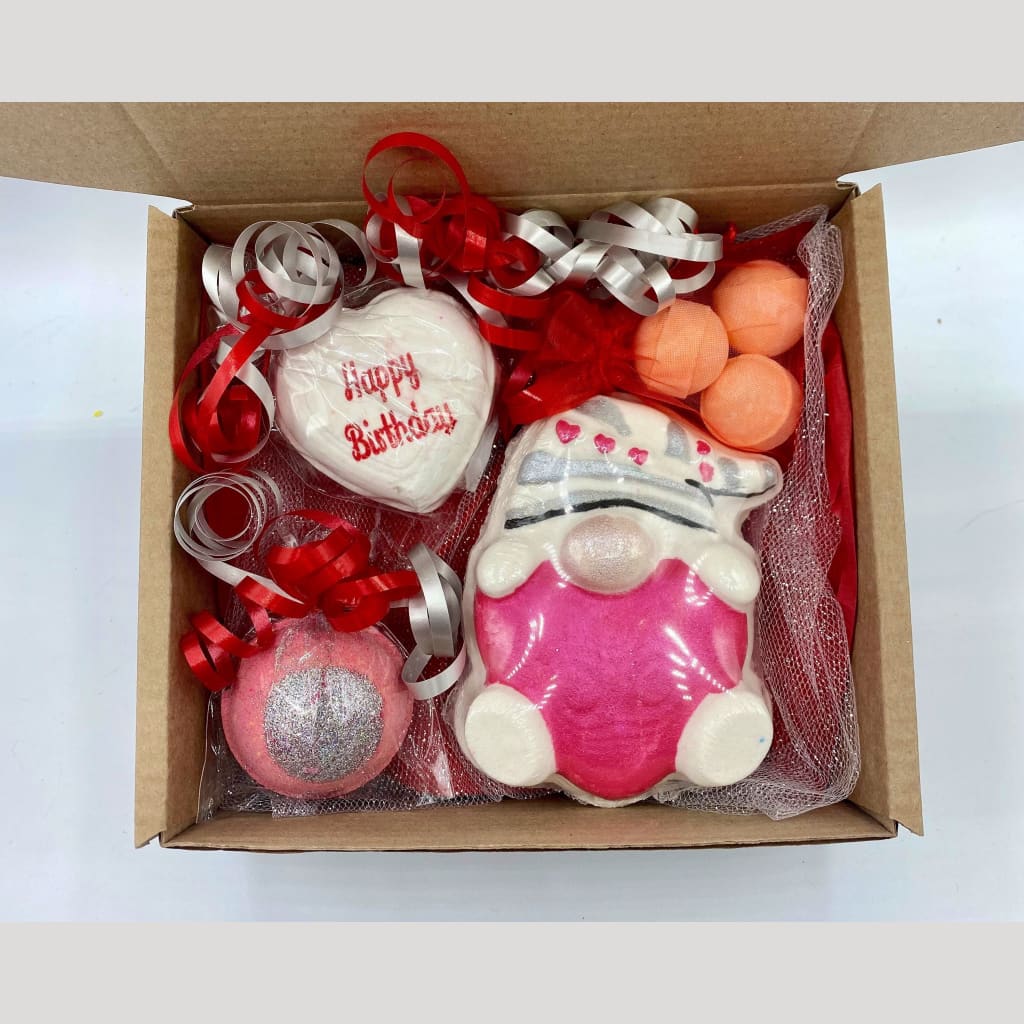 Gnome heart birthday bath bomb gift set - Birthday
