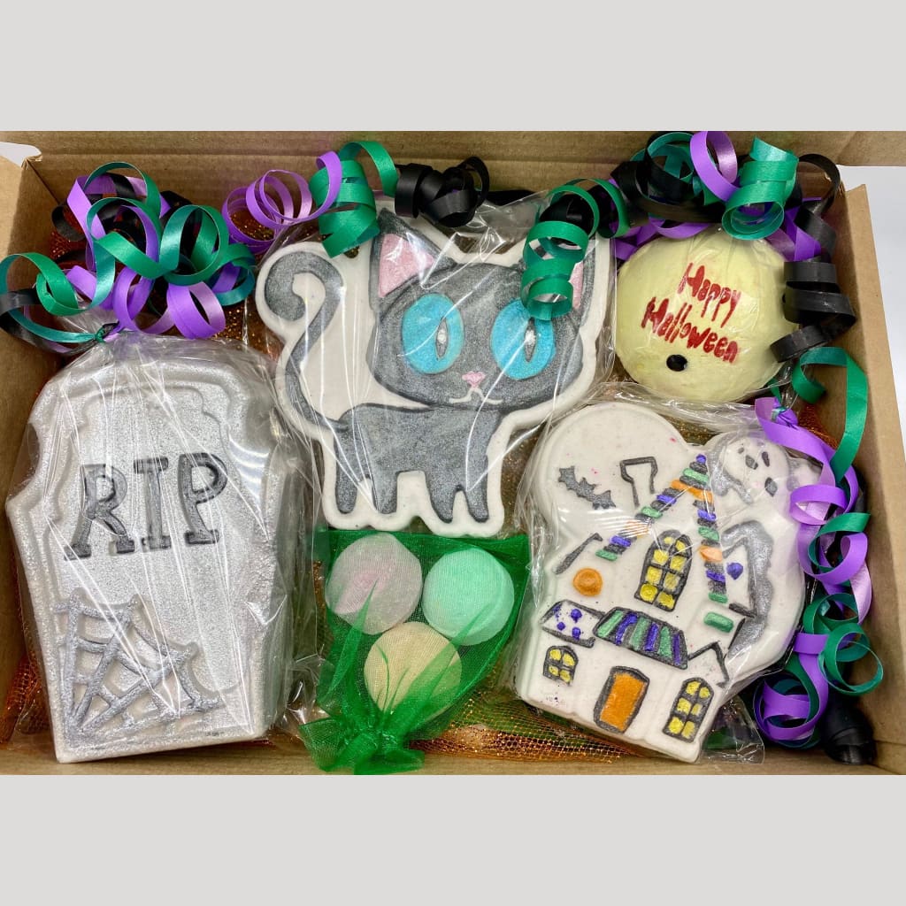 Halloween Hauntings Bath Bomb Gift Set