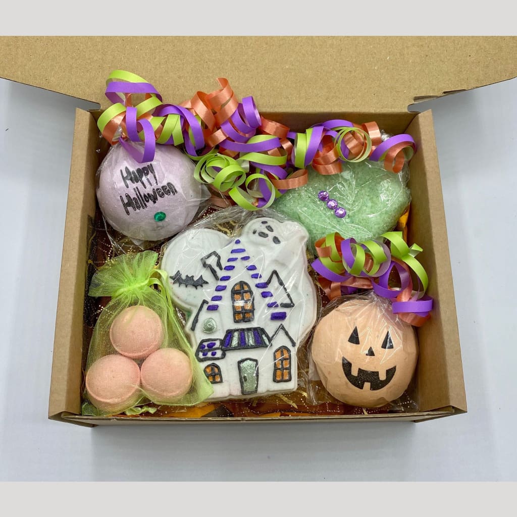 Halloween trick or treat bath bomb gift set - Halloween