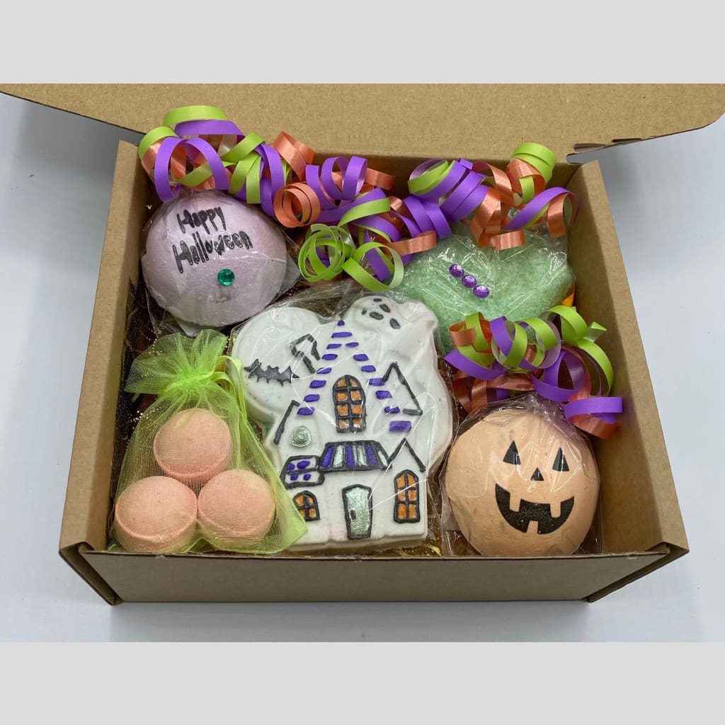 Halloween trick or treat bath bomb gift set - Halloween