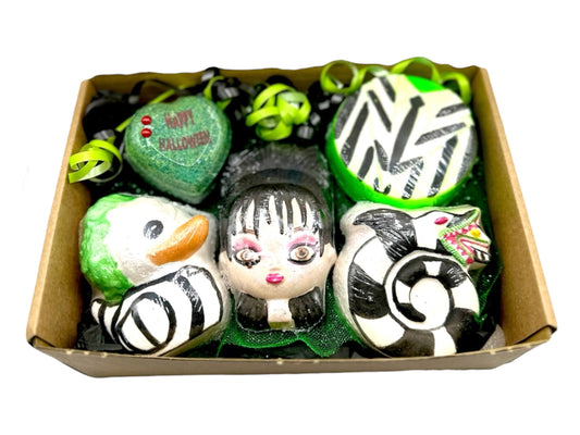 It’s Showtime Halloween Bath Bomb Gift Set