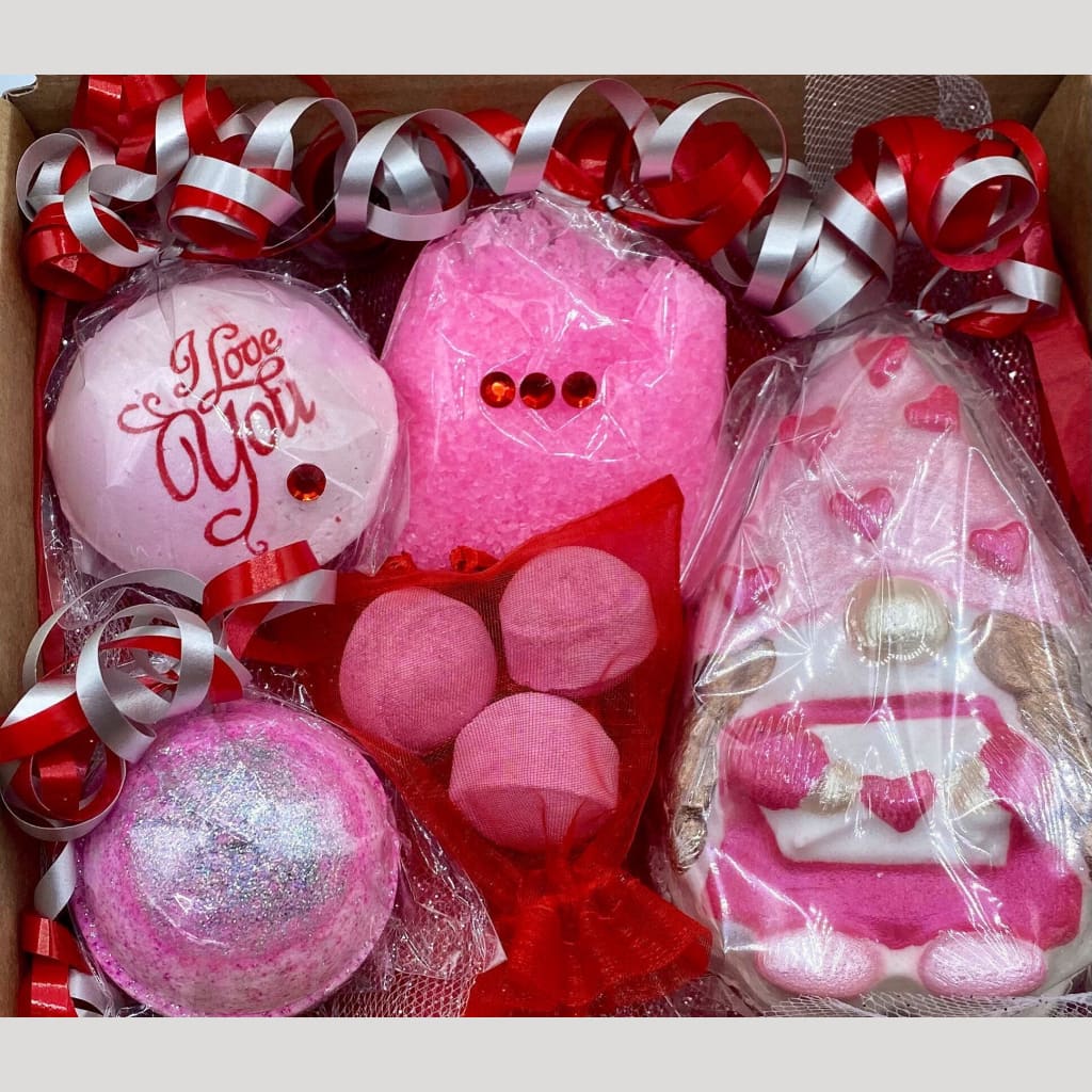 Girly Gonk Valentines Bath Bomb Gift set