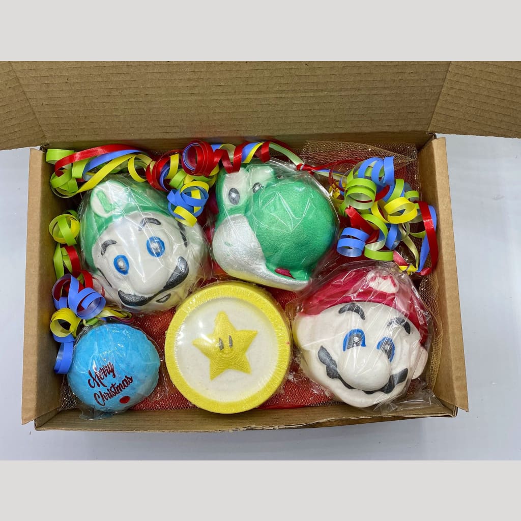 It’s-a-me Mario Christmas bath bomb gift set. - Christmas 
