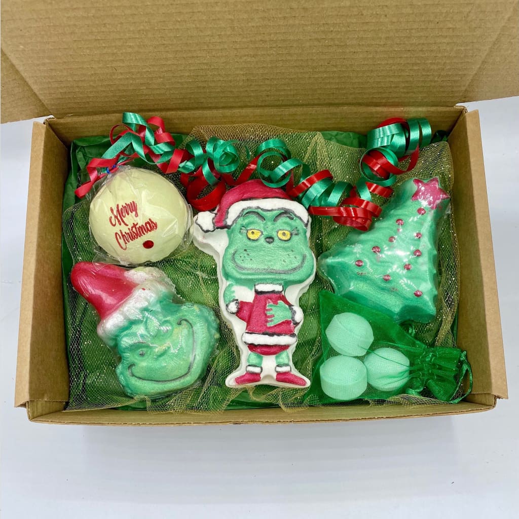 The Grumpy Green Grinch Christmas bath bomb gift set.